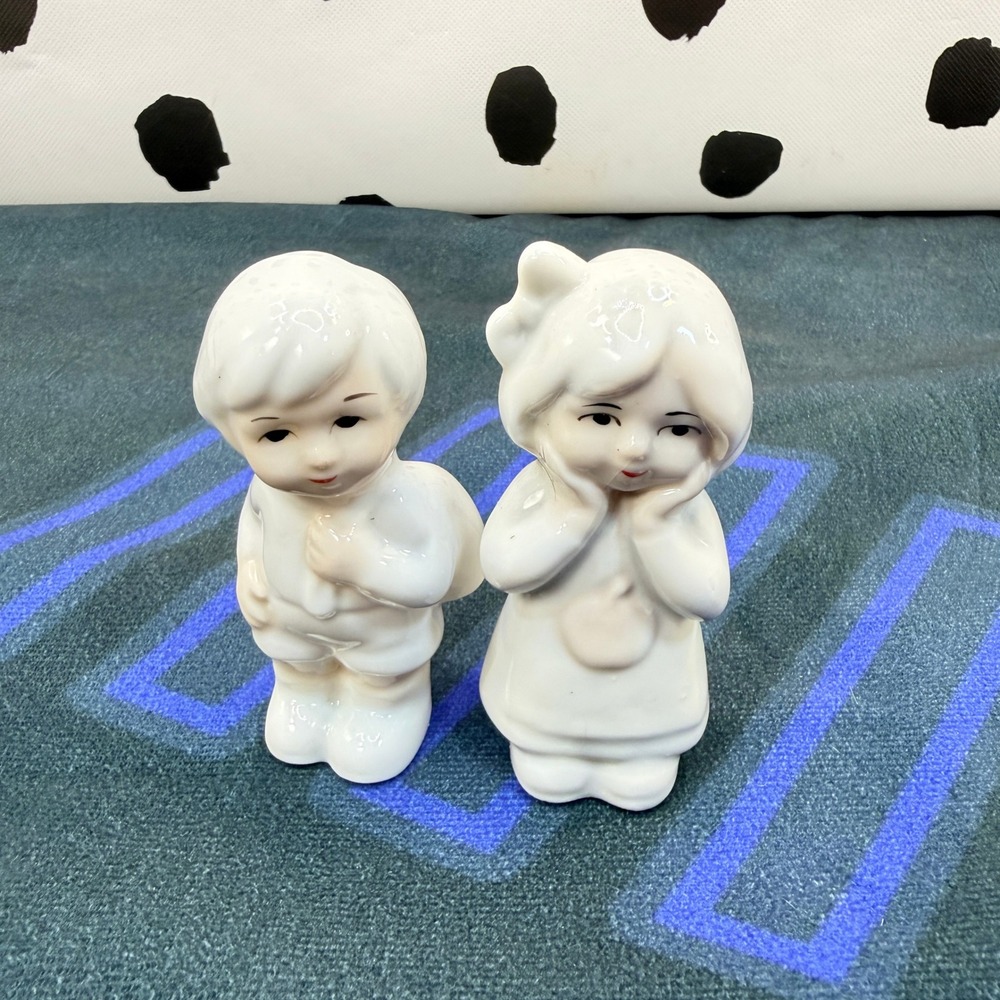 Vintage White High Gloss White Figurines Girl and Boy Pair 3"